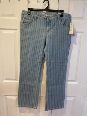 No Boundaries Light Blue Vertical-Striped Straight-Leg Jeans